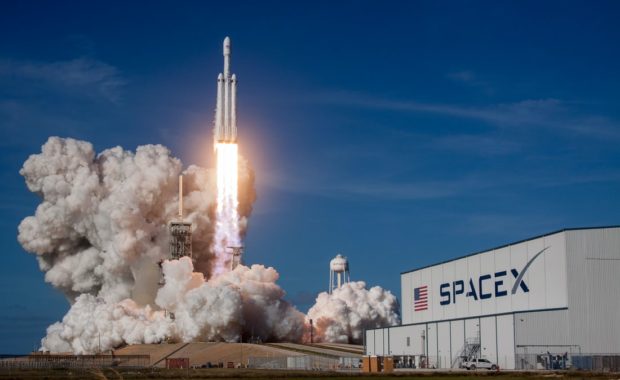 Microsoft And SpaceX Partnership- To Connect Azure Cloud With Starlink Satellite Internet